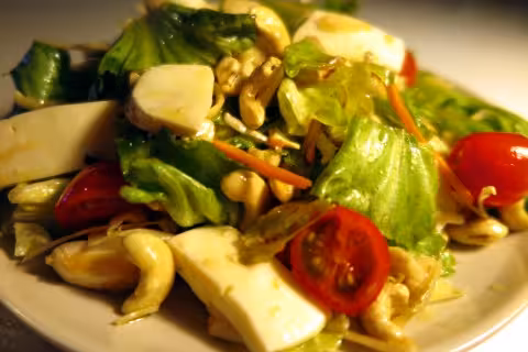 Mozarella and tomato salad